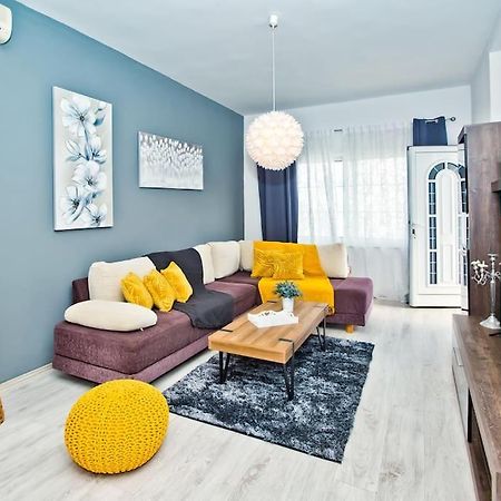 Apartman Tino With Two Sunny Terace Hvar Town Zewnętrze zdjęcie