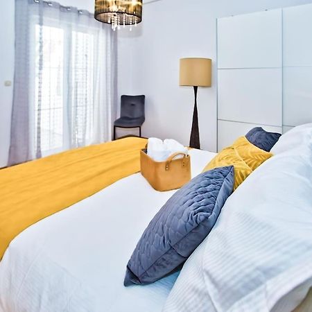 Apartman Tino With Two Sunny Terace Hvar Town Zewnętrze zdjęcie