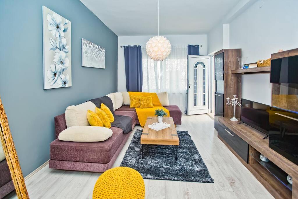 Apartman Tino With Two Sunny Terace Hvar Town Zewnętrze zdjęcie